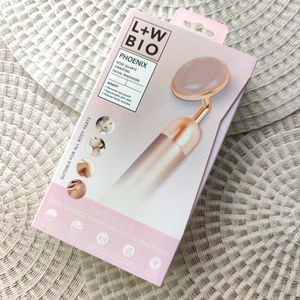 Luxe + Willow Phoenix Rose Quarts Vibrating Quartz Roller